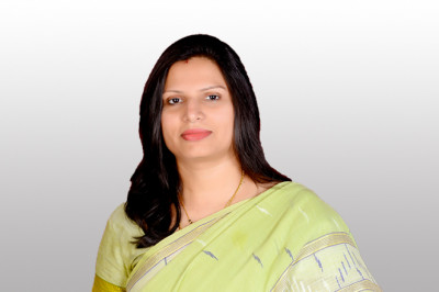 Lady Breast Surgeon in Pune : Dr. Shilpy Dolas
