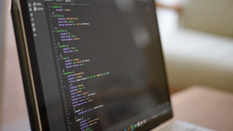 4 Reasons Front-End Developers Should Use PHP