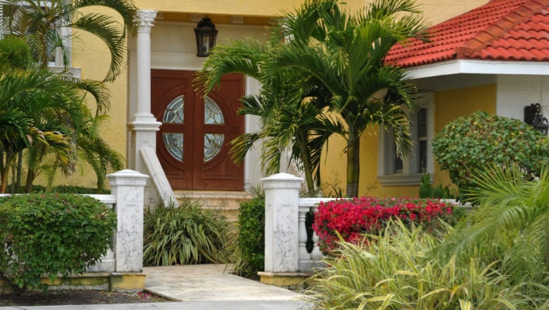 Custom Door | Hawkeyewindows.com