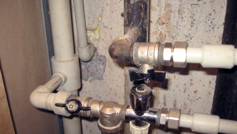 3 Common Plumbing Issues And How Toluca Lake Plumbing Company Fixes Them