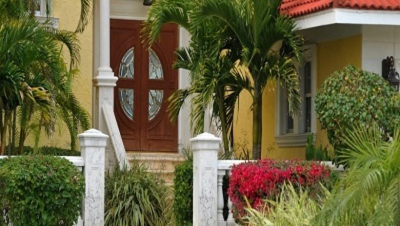 Entry Door | Hawkeyewindows.com
