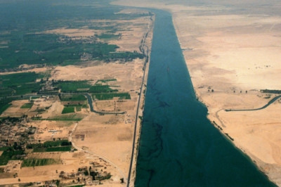 Suez Canal revenues hit new record of $6.3 bn in 2021 vs $5.6 bn in 2020
