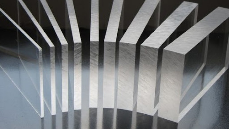 Mica chong tinh dien nen chon loai nao thich hop voi nhu cau