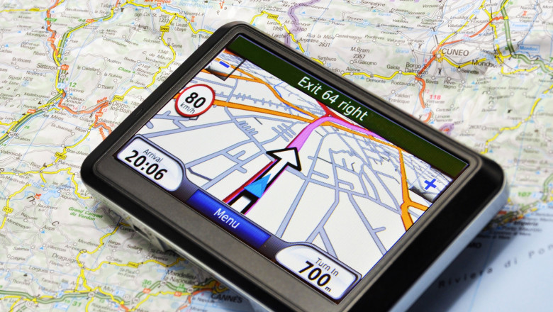 GPS tracking devices are used in a variety of applications, including vehicles, mining, agriculture, and others