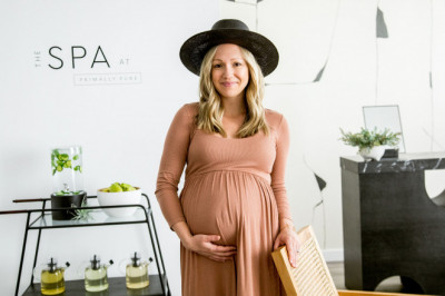 Easy, Non Toxic Deodorant and Skincare for New Moms in the New Year