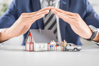 10 Reasons You Should Hire An Insurance Broker!