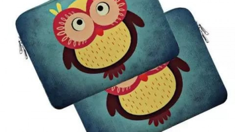 Personal meets professional in the most perfect way! Personalised laptop Sleeve Online