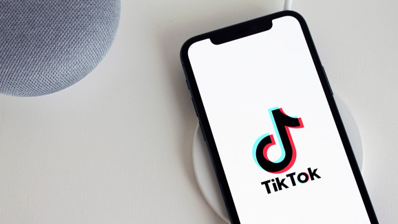 Start your Online Entertainment Business with TikTok Clone App