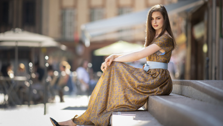 wholesale clothing uk - Here is list of wholesale clothing!