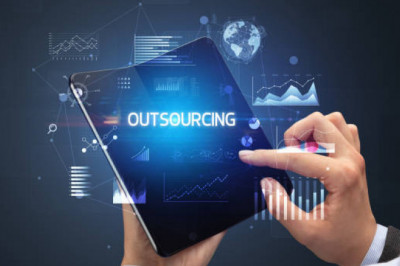 Discovering the Pros of Software Development Outsourcing