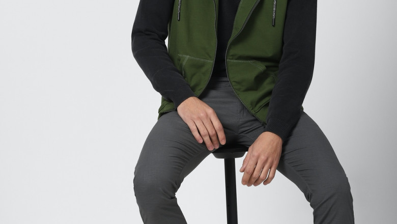 Buy Sweatshirts for Men Online | Men's Sweatshirts Online