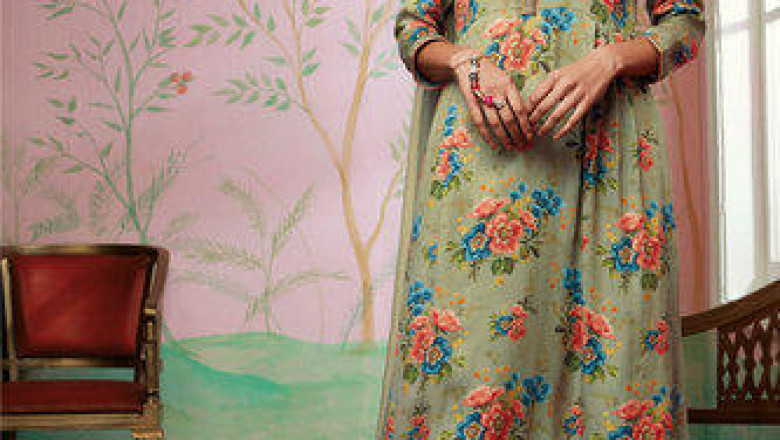 Why Indian Womens Like to wear Pakistani Suits?