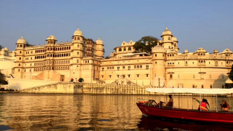 Lake Palace (Jag Niwas), Udaipur : Explore Udaipur
