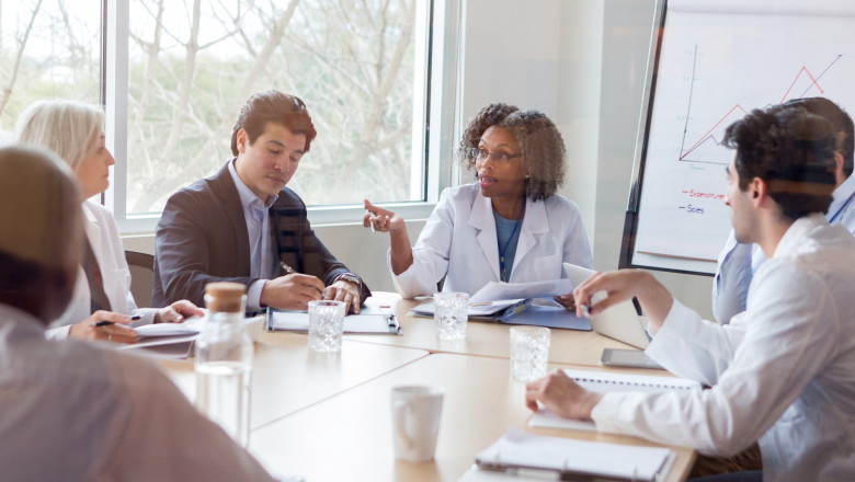 5 Reasons to Partner with an Integrated CRO/CDMO