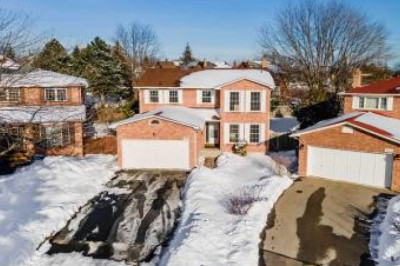 Finest for sale houses in Mississauga with Save Max