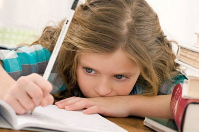 Online Tutoring Versus College Homework Help: Which one is best?