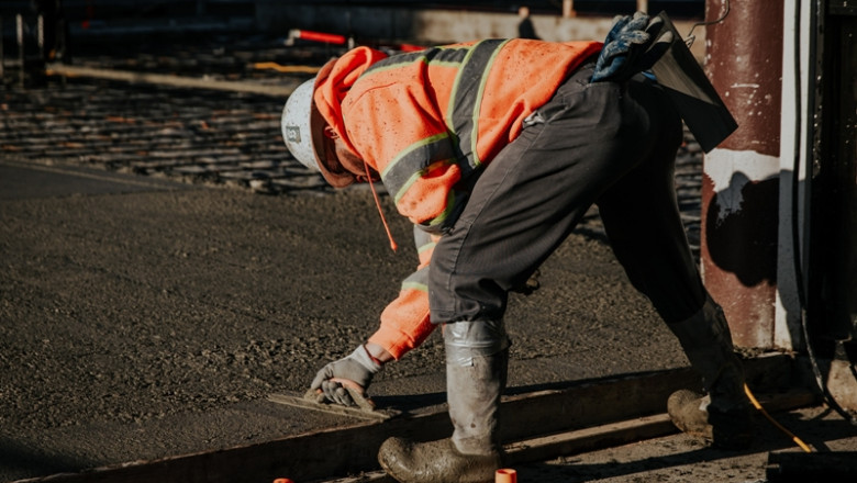 What Are The Benefits Of Hiring a Professional Concrete Cutting Service?