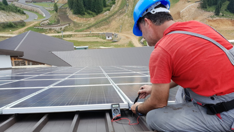 Unified Web Portal (UWP) for Rooftop Solar — Important Features & Benefits