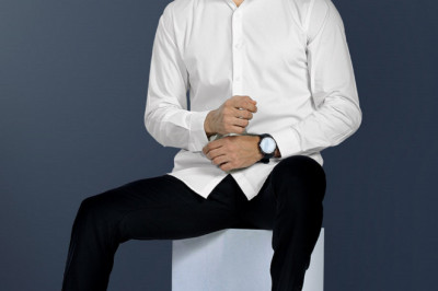 Which tees matches with the white shirts?