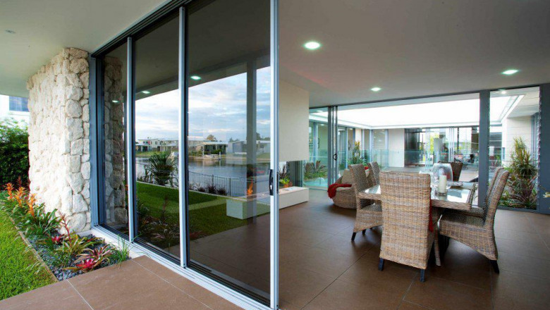 Aluminum window profile are lightweight and stylish exterior for residential sector