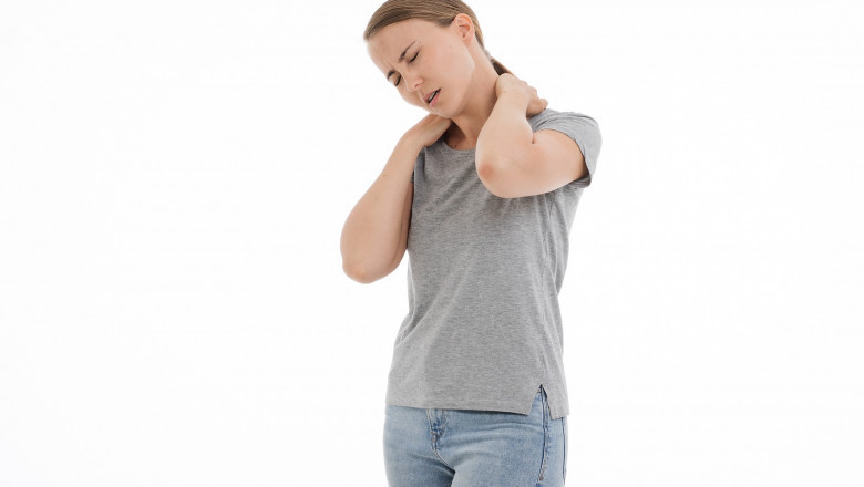 Experienced Neck Pain Chiropractor in Anaheim - Dr. Mina Iskander