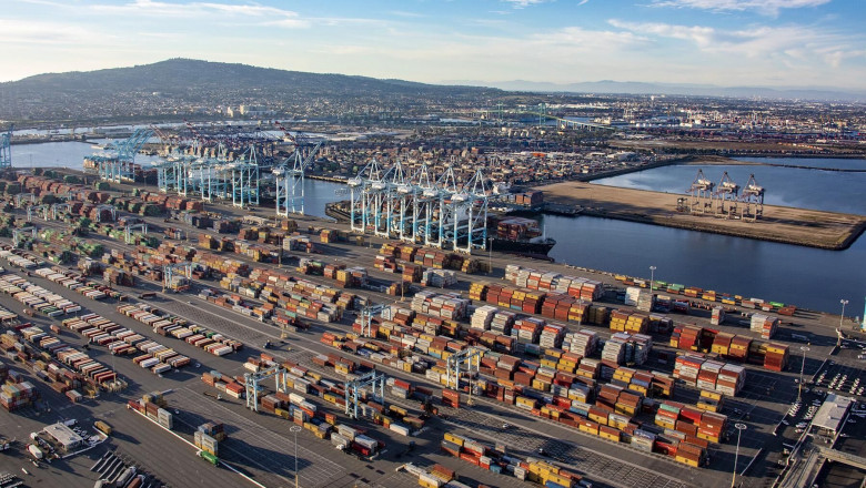 Pressure to continue across U.S. ports, shipping rates to stay high