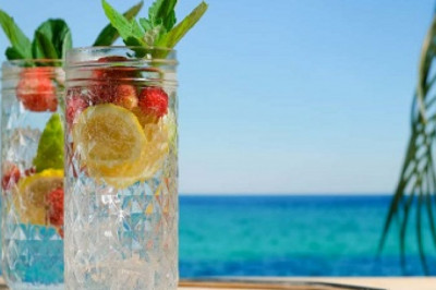 North America Hard Seltzer Market to Surpass USD 14230.75 Million by 2027