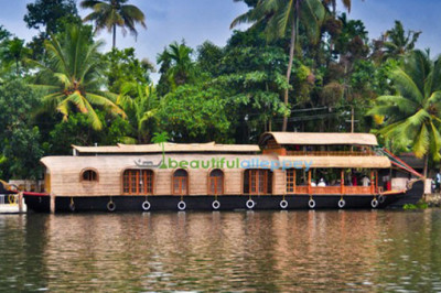 Beautiful Alleppey Houseboat