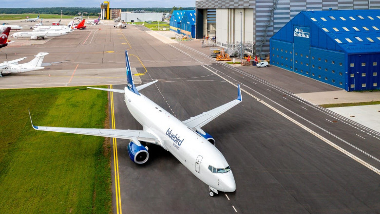 AviaAM Leasing delivers second B737-800 Boeing converted freighter
