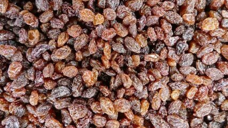 What Happens To Your Body When You Consume Sultanas Every Day?