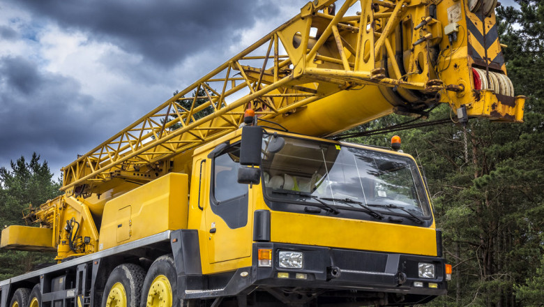 Selecting A Commercial Crane Rental Company