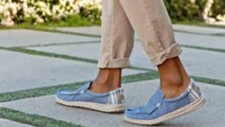 Top 10+ Best Hey Dude Shoes for Men and Women on Amazons