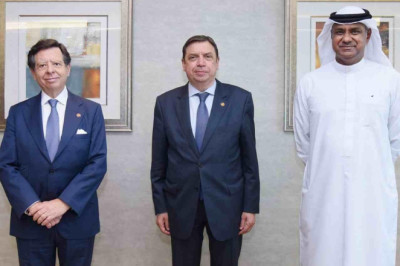 Emirates SkyCargo welcomes ministerial delegation from Spain