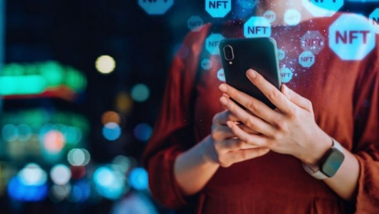 What Do NFT Art Marketplaces Offer In General?