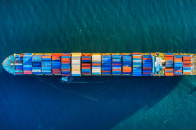 Containership orders zoom in 2021, says VesselsValue