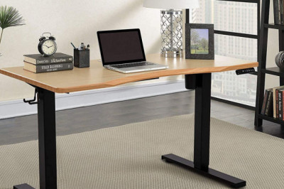 Posture and Work in Peace with Height Adjustable Desk Dubai