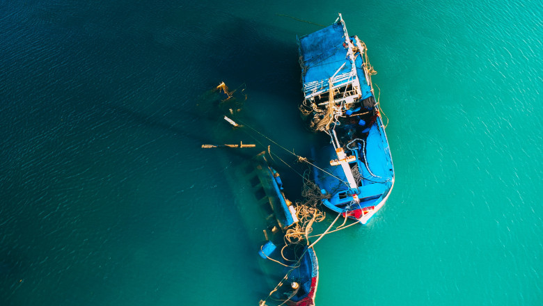 5 Significant Signs Indicating You Need A Boat Accident Lawyer