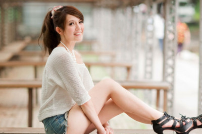 Uk Clothing Suppliers - Retailers Should Adopt Effective Ways To Deal With Uk Clothing Suppliers!