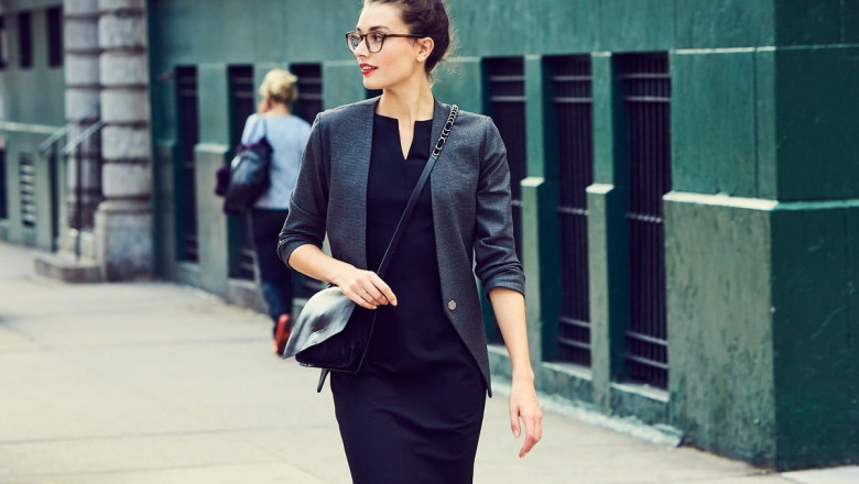 Uk Italian Clothing Suppliers - Increase Sales With The Help Of Uk Italian Clothing Suppliers!