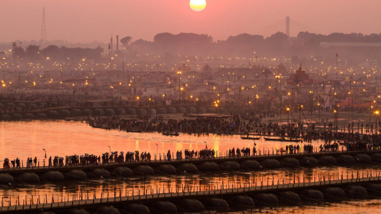 Varanasi to Allahabad Cab | Varanasi to Allahabad Taxi