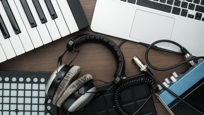 Top Reasons Why Studio Monitors Are Important