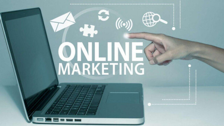 Ways To Start Your Wholesale Fashion Clothing Marketplace Business!