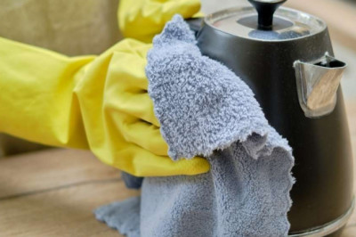 How do you clean a tea kettle