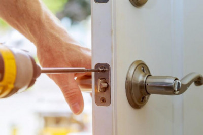 Door locks replacement to your customized needs