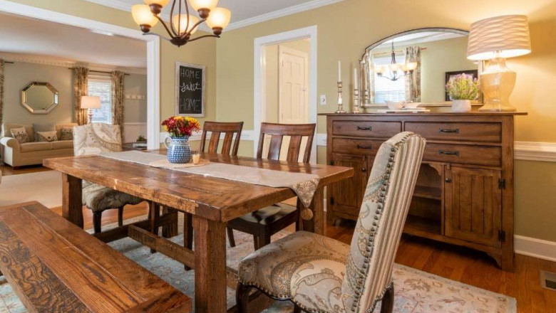 How to Choose a Rug Size for Dining Room