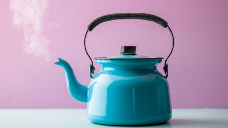 How To Use A Tea Kettle