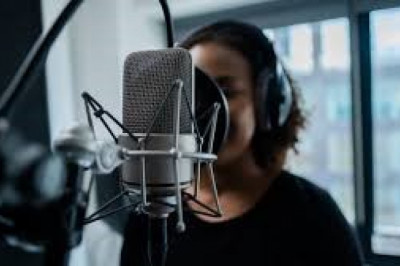 How to Train and Practice for Voiceover