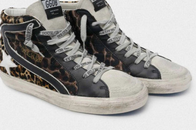 Golden Goose Sneakers Sale with the iconic Burberry