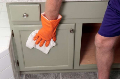 How to Paint Bathroom Cabinets Like a Pro