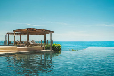 Top 3 most romantic places for a honeymoon